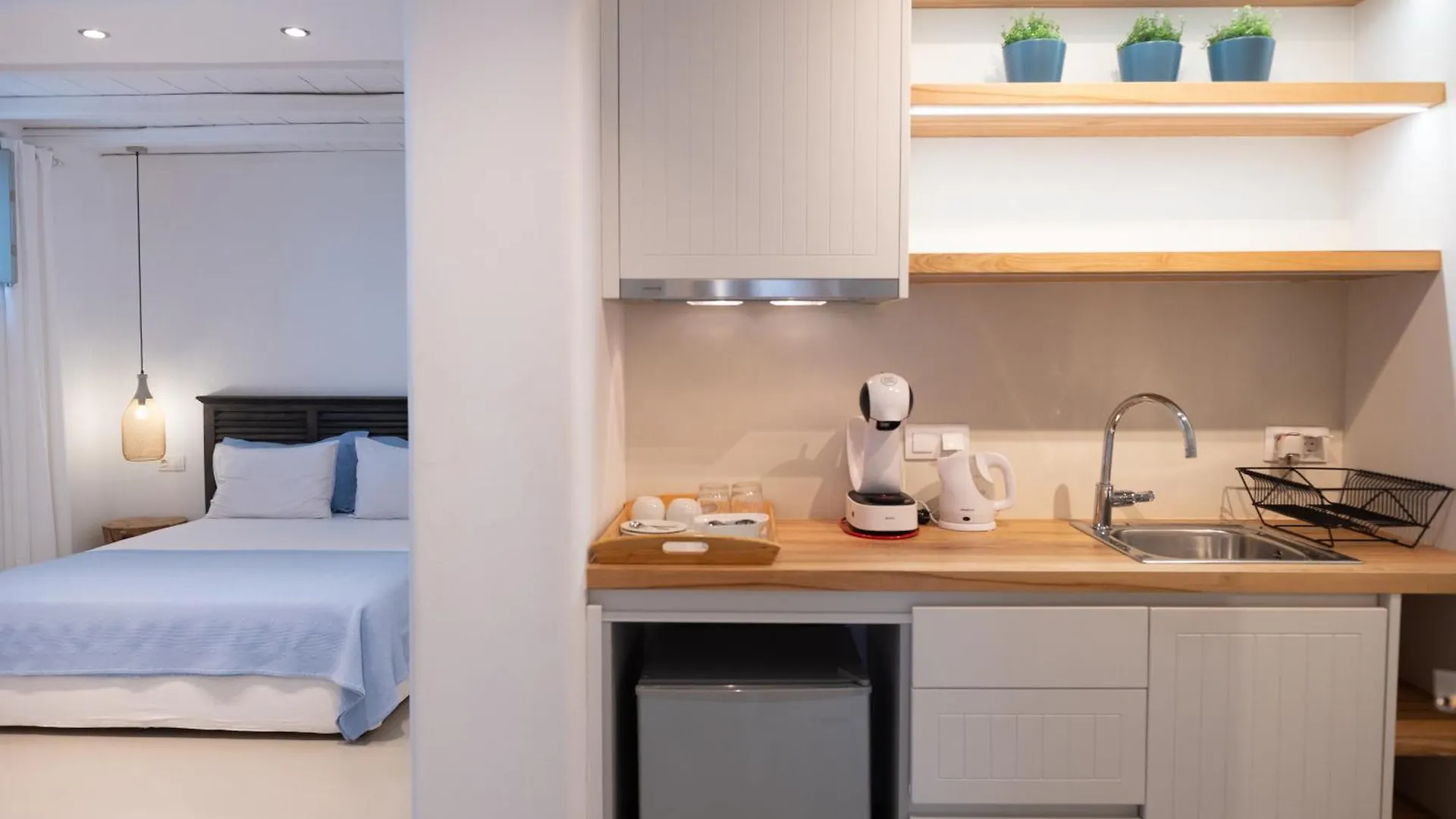 مبيت وإفطار كالو ليفادي The Summit Of Mykonos 4*,  اليونان